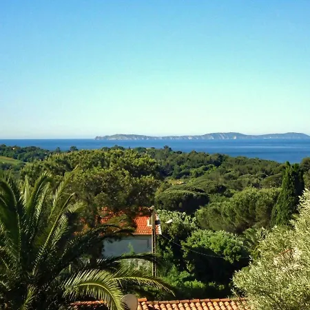 Villa La Croix-valmer Sleeps 8 Pool Wifi *