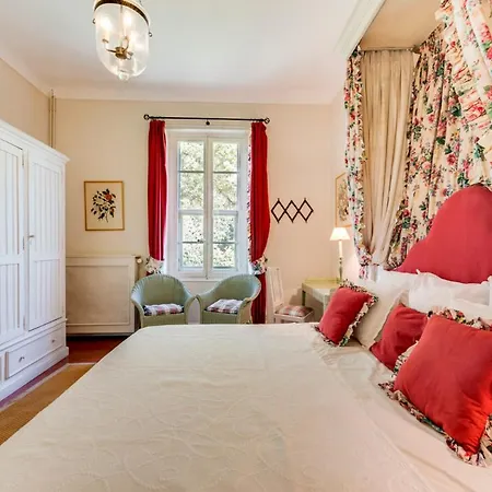 La Croix-valmer Sleeps 8 Pool Wifi Villa