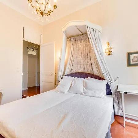 Villa La Croix-valmer Sleeps 8 Pool Wifi
